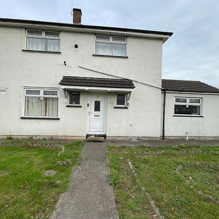 Holiday Home Cardiff City Sleeps 7 エクステリア 写真